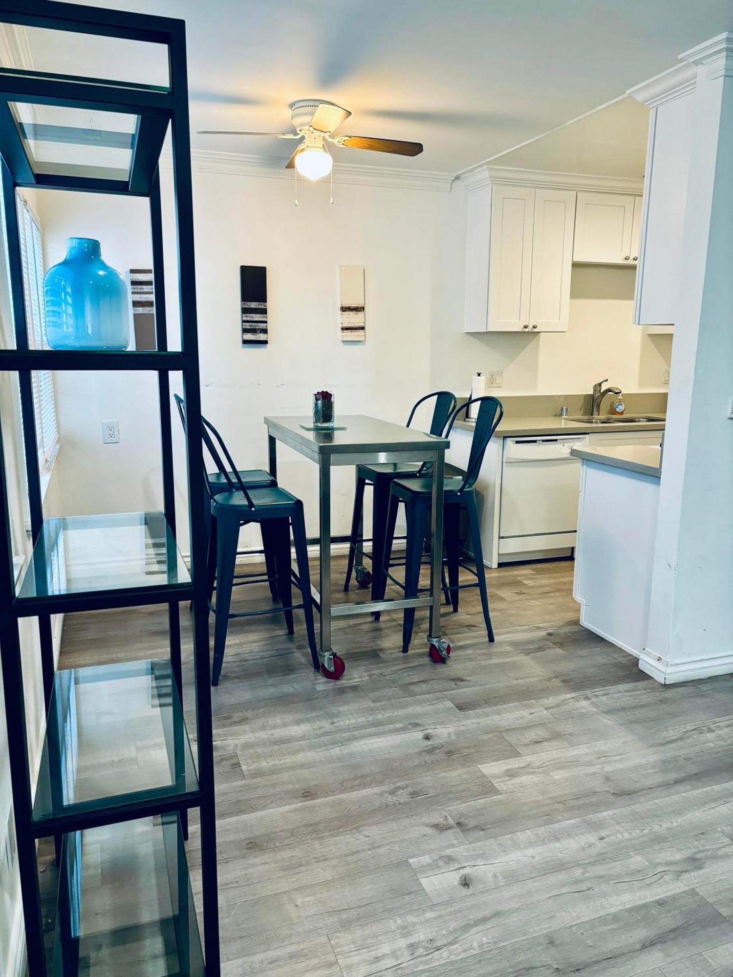 Century City Condo By Westfields 로스앤젤레스 외부 사진